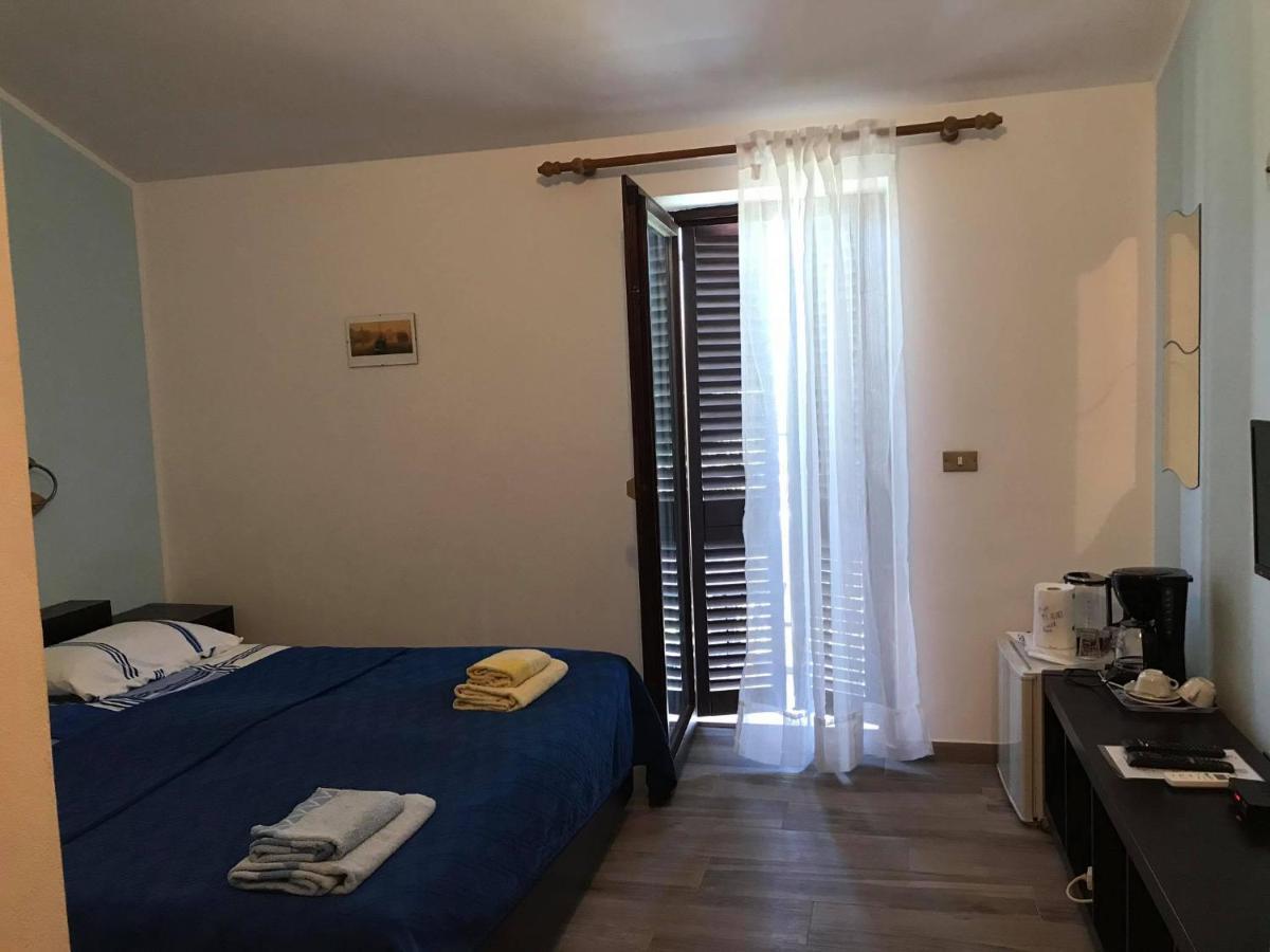 Draga Rooms Njivice Kültér fotó