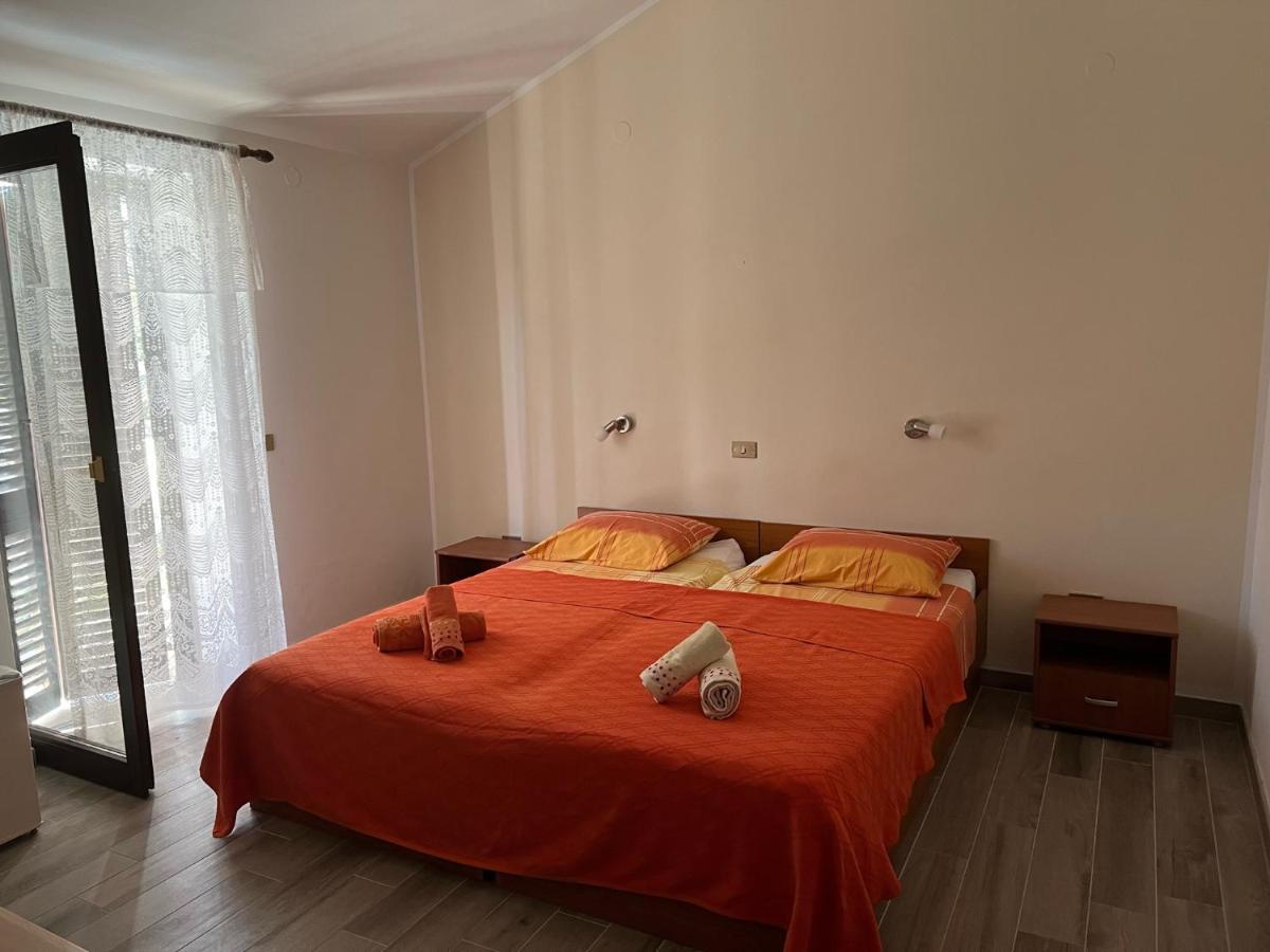 Draga Rooms Njivice Kültér fotó