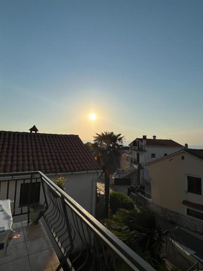 Draga Rooms Njivice Kültér fotó